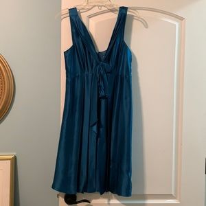 Steve Madden size 4, empire waist, teal cocktail dress with a bow